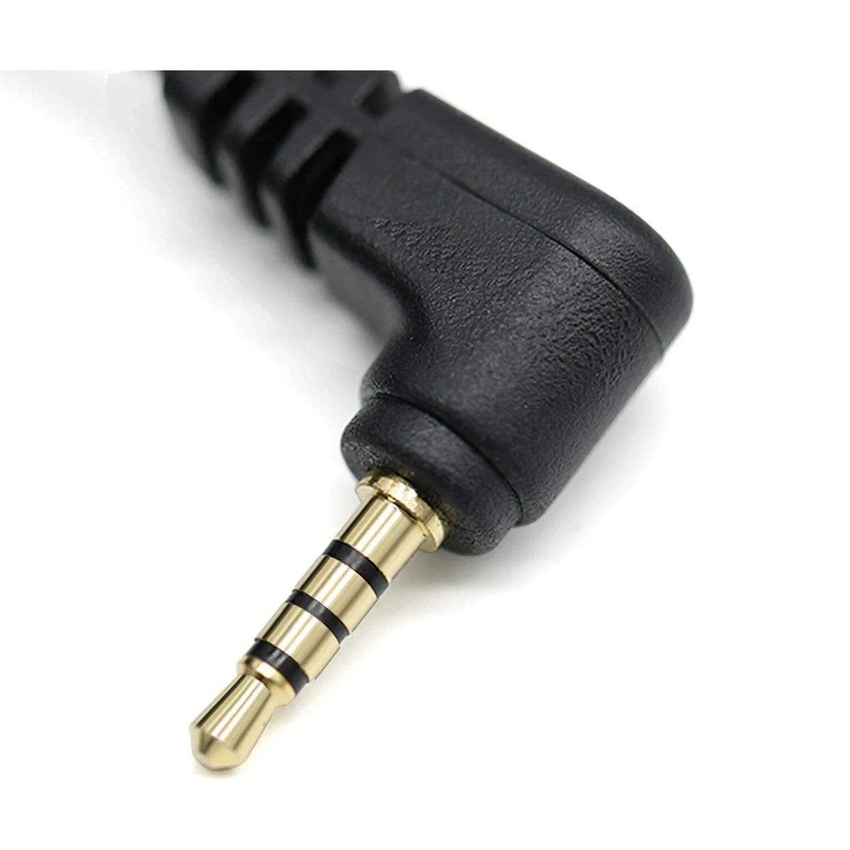 Close-up of right-angled black plastic housing on WOLFBOX G900 TriPro 3.5mm audio plug