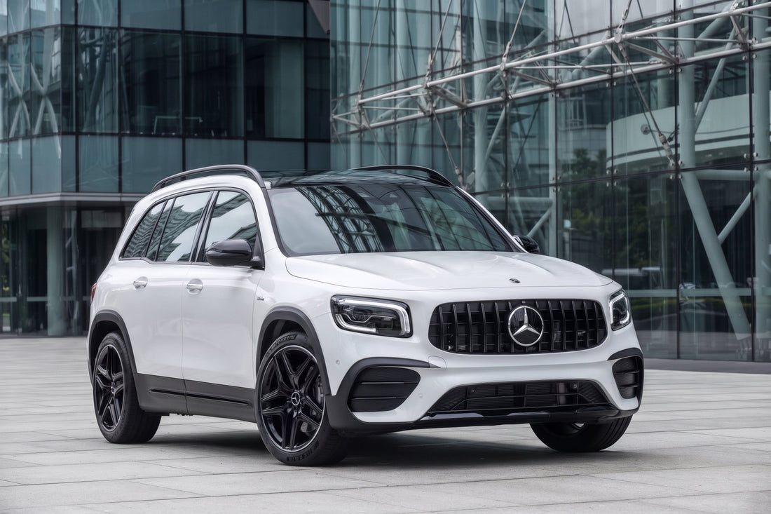 Best Dash Cam for the Mercedes A-Class and CLA