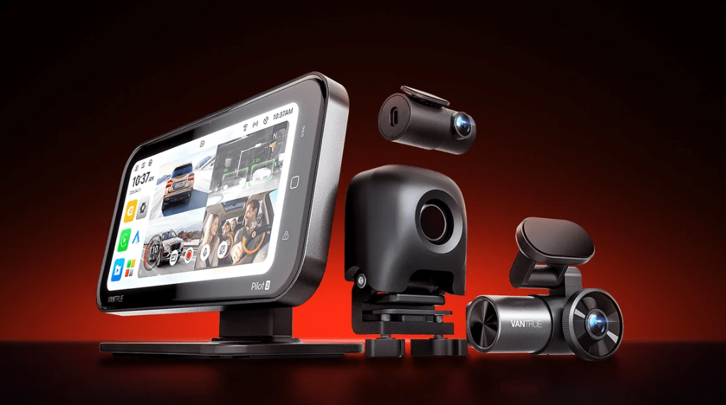 Vantrue Pilot 2 thermal dash cam with its 6.25 inch CarPlay head unit