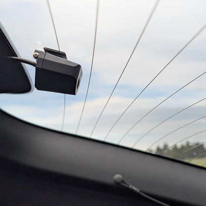 WOLFBOX G900 Pro rear camera installed on rear windshield